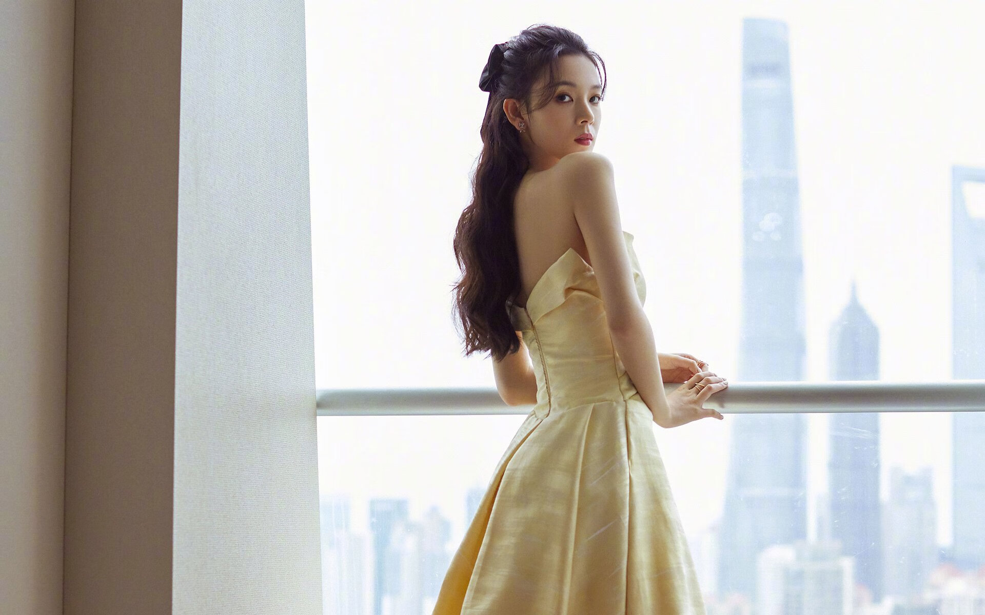 英超豪门豪掷千万收购欧洲顶级中场,收购英超足球俱乐部